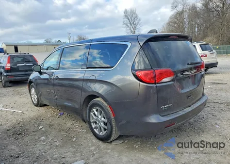 2022 Chrysler Voyager Lx из США, поврежденный, VIN 2C4RC1CG9NR235720